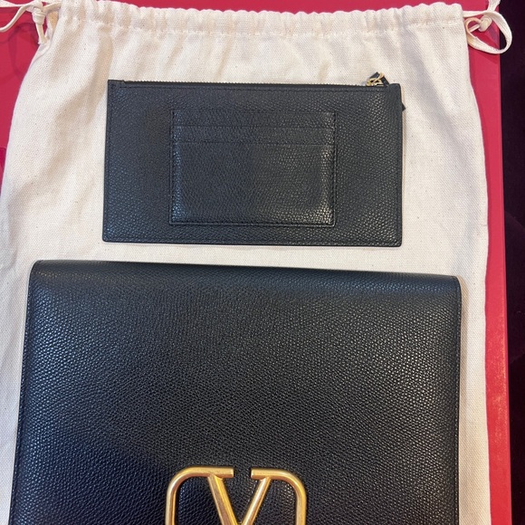 Valentino Garavani Black Clutch with Gold Emblem - Picture 6 of 6
